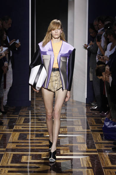 <strong>BALENCIAGA｜バレンシアガ</strong>　2012年春夏コレクション速報　©MONICA FEUDI