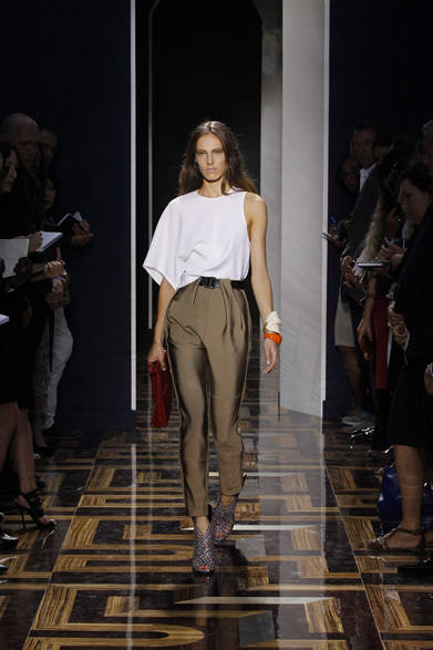 <strong>BALENCIAGA｜バレンシアガ</strong>　2012年春夏コレクション速報　©MONICA FEUDI