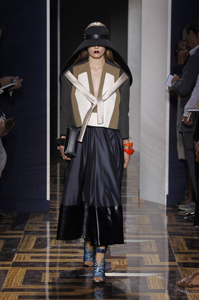 <strong>BALENCIAGA｜バレンシアガ</strong>　2012年春夏コレクション速報　©MONICA FEUDI