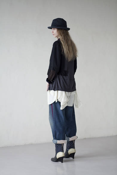 <strong>UNDERCOVER｜アンダーカバー</strong>　2012年春夏コレクション速報