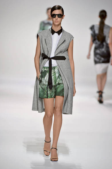 <strong>DRIES VAN NOTEN｜ドリス ヴァン ノッテン</strong>　2012年春夏コレクション速報