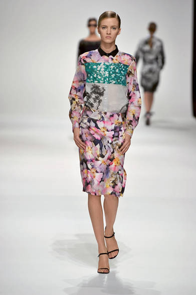 <strong>DRIES VAN NOTEN｜ドリス ヴァン ノッテン</strong>　2012年春夏コレクション速報