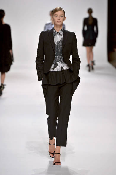 <strong>DRIES VAN NOTEN｜ドリス ヴァン ノッテン</strong>　2012年春夏コレクション速報