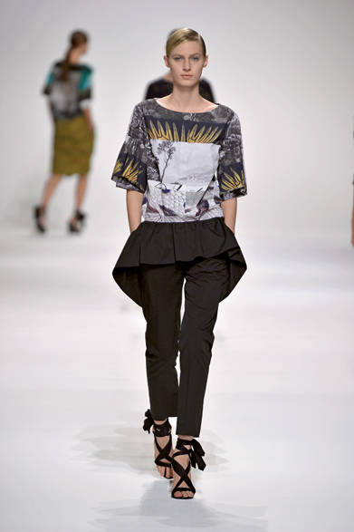 <strong>DRIES VAN NOTEN｜ドリス ヴァン ノッテン</strong>　2012年春夏コレクション速報