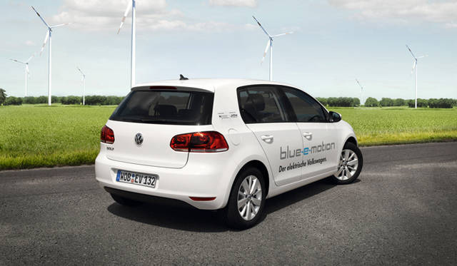 <strong>フォルクスワーゲンが東京モーターショーの出展概要を発表</strong>　ゴルフ ブルー eモーション