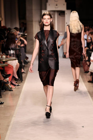 <strong>LOEWE｜ロエベ</strong>　2012年春夏コレクション速報