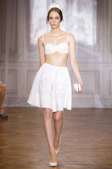 <strong>NINA RICCI｜ニナ リッチ</strong>　2012年春夏コレクション速報