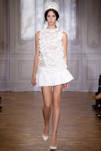 <strong>NINA RICCI｜ニナ リッチ</strong>　2012年春夏コレクション速報