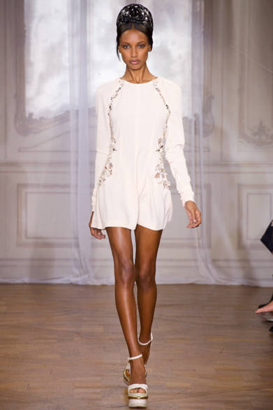 <strong>NINA RICCI｜ニナ リッチ</strong>　2012年春夏コレクション速報