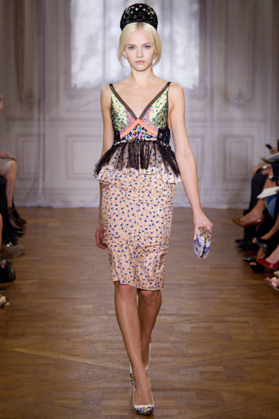 <strong>NINA RICCI｜ニナ リッチ</strong>　2012年春夏コレクション速報