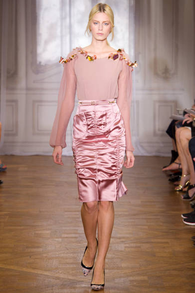 <strong>NINA RICCI｜ニナ リッチ</strong>　2012年春夏コレクション速報