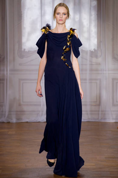 <strong>NINA RICCI｜ニナ リッチ</strong>　2012年春夏コレクション速報