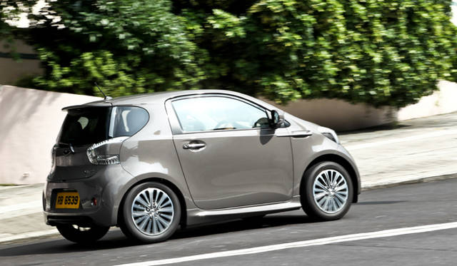 <strong>ASTON MARTIN Cygnet｜アストンマーティン シグネット</strong>　