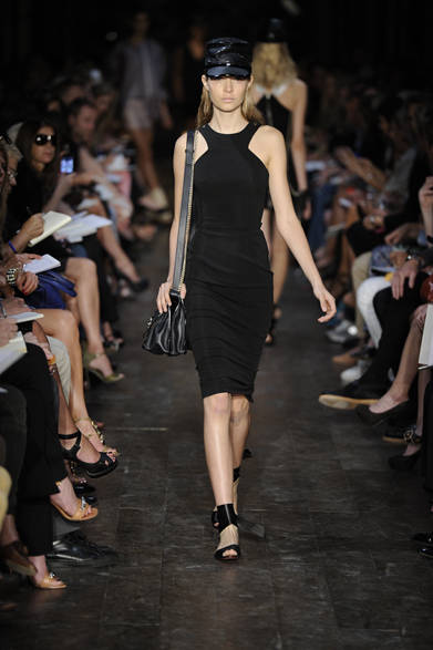 <strong>Victoria Beckham｜ヴィクトリア ベッカム</strong>　2012年春夏コレクション速報！