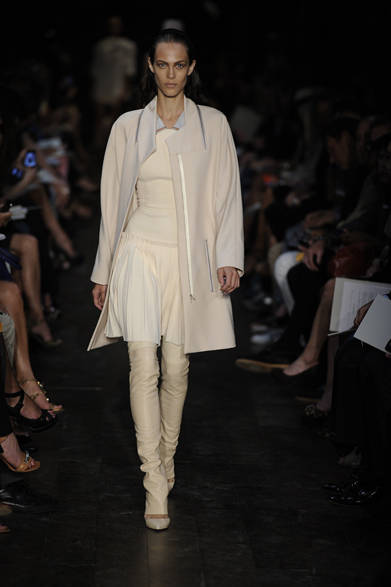 <strong>Victoria Beckham｜ヴィクトリア ベッカム</strong>　2012年春夏コレクション速報！