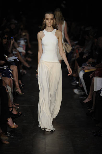 <strong>Victoria Beckham｜ヴィクトリア ベッカム</strong>　2012年春夏コレクション速報！