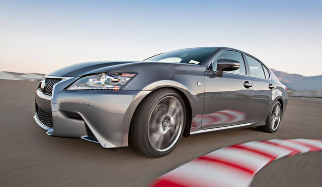 <strong>LEXUS GS350 F Sport｜レクサス GS350 Fスポーツ</strong>