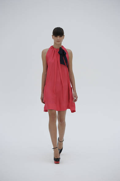 <strong>Victoria, Victoria Beckham｜ヴィクトリア ヴィクトリア・ベッカム</strong>　2012年春夏コレクション速報