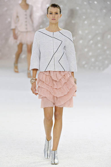<strong>CHANEL｜シャネル</strong>　2012年春夏コレクション速報 ©CHANEL