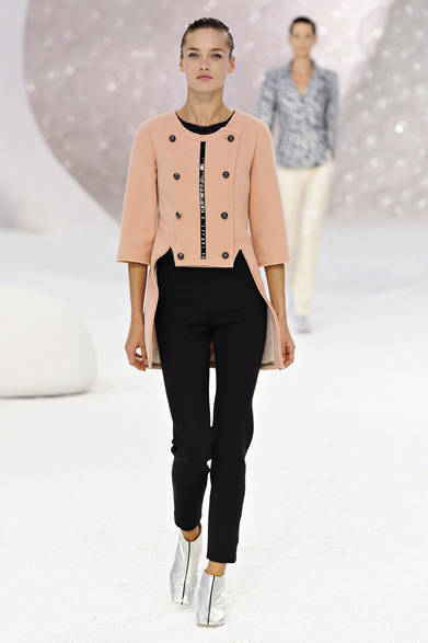 <strong>CHANEL｜シャネル</strong>　2012年春夏コレクション速報 ©CHANEL