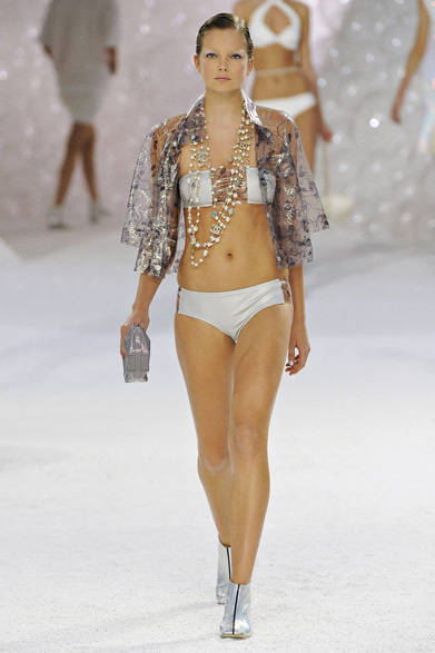 <strong>CHANEL｜シャネル</strong>　2012年春夏コレクション速報 ©CHANEL