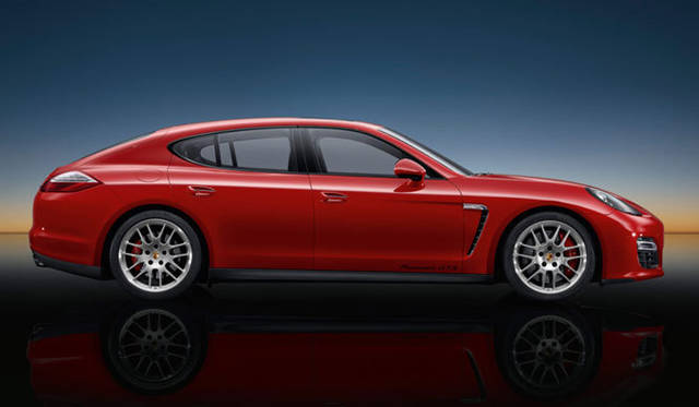 <strong>PORSCHE Panamera GTS｜ポルシェ パナメーラGTS</strong>