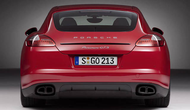 <strong>PORSCHE Panamera GTS｜ポルシェ パナメーラGTS</strong>