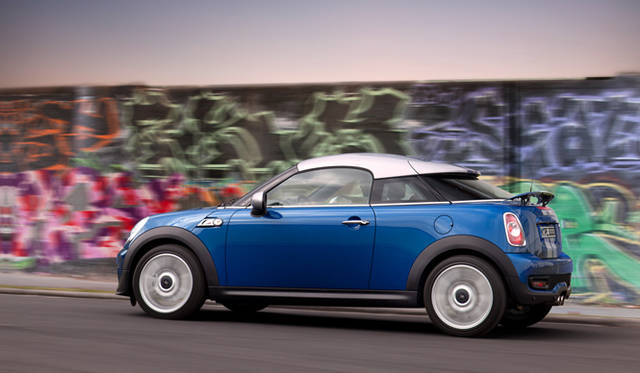<strong>MINI Coupe｜ミニ クーペ</strong>