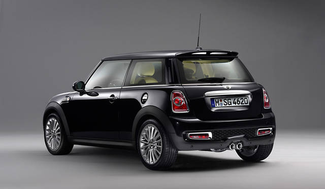 <strong>MINI INSPIIRED BY GOODWOOD｜ミニ インスパイアード バイ グッドウッド</strong>