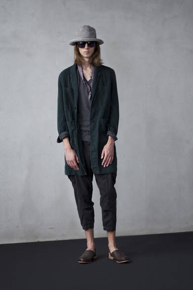 <strong>UNDERCOVERISM｜ アンダーカバーイズム</strong>　