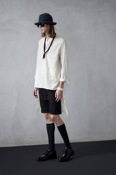 <strong>UNDERCOVERISM｜ アンダーカバーイズム</strong>　