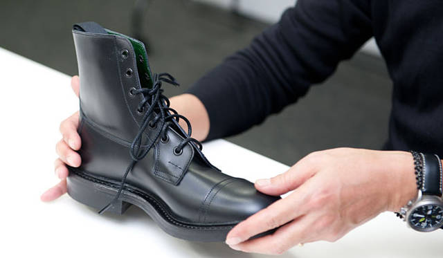 　Tricker’s for DESIGNWORKSレースアップブーツ6万3000円（トリッカーズ フォー デザインワークス）
