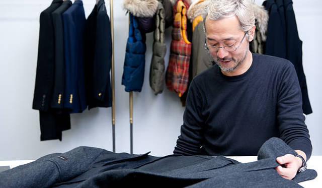 <strong>DESIGNWORKS｜デザインワークス</strong>　ダブルブレストチェスターコート30万4500円（デザインワークス）