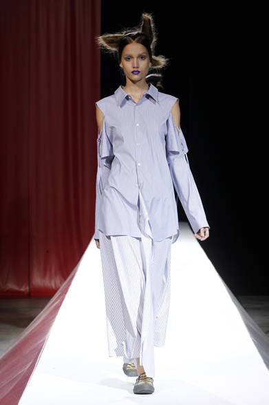 <strong>YOHJI YAMAMOTO｜ヨウジヤマモト</strong>　2012年春夏コレクション速報