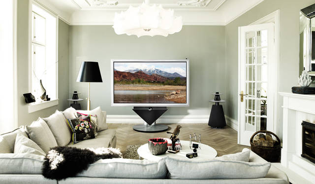 <strong>Bang&Olufsen｜バング＆オルフセン</strong>　3D機能搭載85インチプラズマテレビ 「BeoVision 4-85」