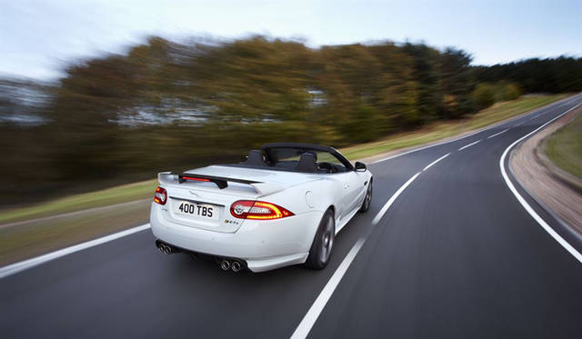 <strong>Jaguar XKR-S Convertible｜ジャガー XKR-S コンバーチブル</strong>