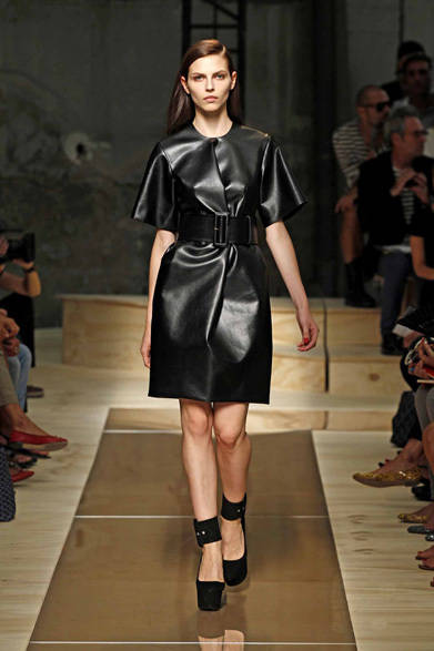 <strong>Céline｜セリーヌ</strong> 　2012年春夏コレクション速報　©Céline