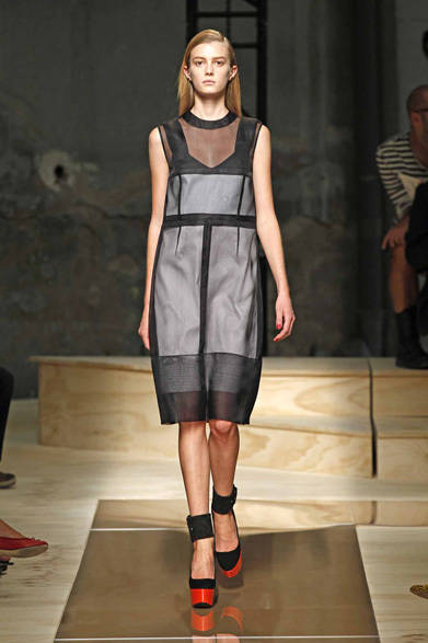 <strong>Céline｜セリーヌ</strong> 　2012年春夏コレクション速報　©Céline