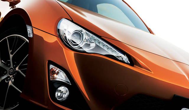 <strong>TOYOTA 86｜トヨタ 86</strong>