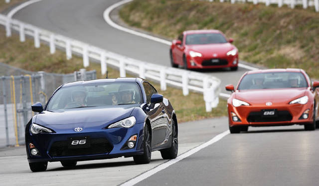 <strong>TOYOTA 86｜トヨタ 86</strong>