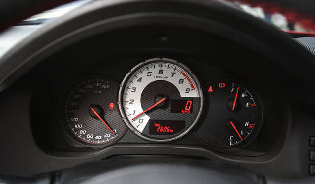 <strong>TOYOTA 86｜トヨタ 86</strong>