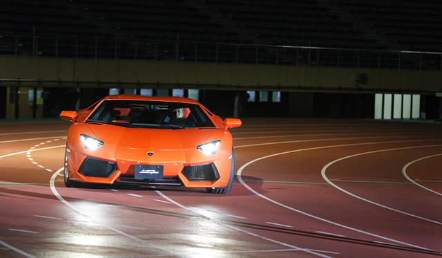 <strong>Lamborghini Aventador LP 700-4｜ランボルギーニ アヴェンタドール LP 700-4</strong>