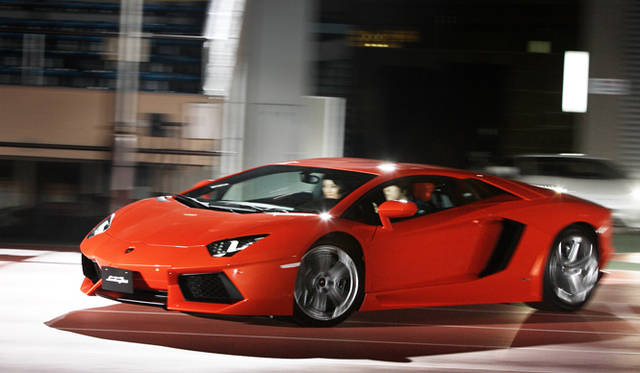 <strong>Lamborghini Aventador LP 700-4｜ランボルギーニ アヴェンタドール LP 700-4</strong>