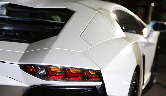 <strong>Lamborghini Aventador LP 700-4｜ランボルギーニ アヴェンタドール LP 700-4</strong>