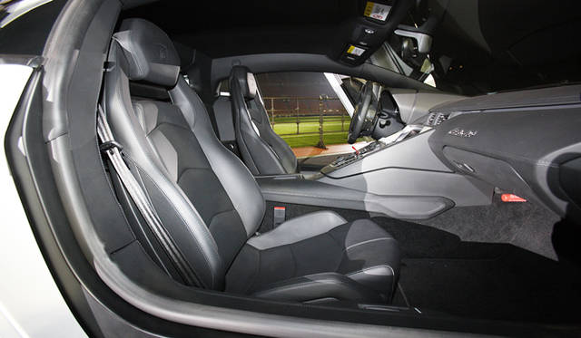 <strong>Lamborghini Aventador LP 700-4｜ランボルギーニ アヴェンタドール LP 700-4</strong>