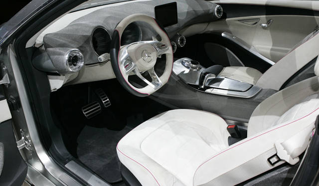 665_25_mercedes <strong>Mercedes-Benz Concept A-CLASS|メルセデス・ベンツ コンセプト Aクラス</strong>