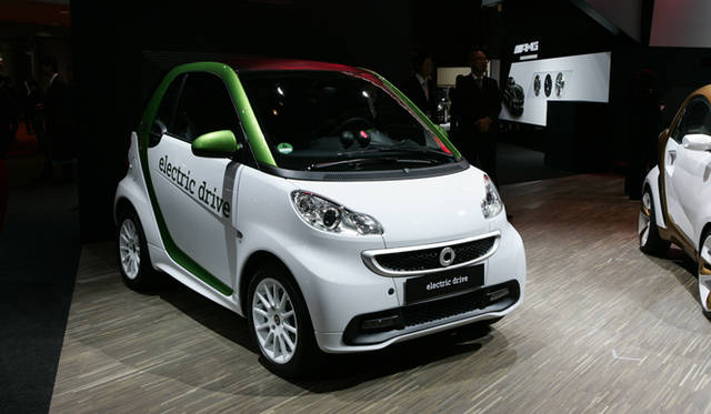 665_38_mercedes <strong>smart Electric Drive|スマート エレクトリック ドライブ</strong>