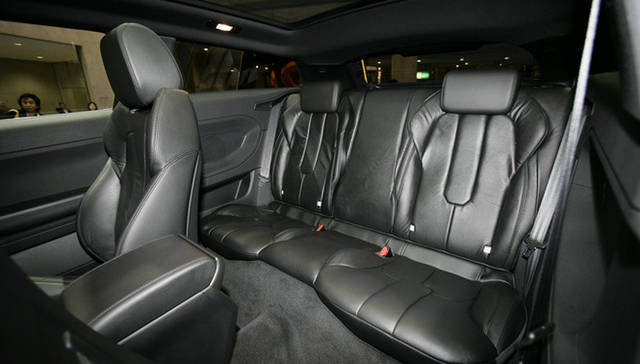 <strong>RANGE ROVER EVOQUE｜レンジローバー イヴォーク</strong>