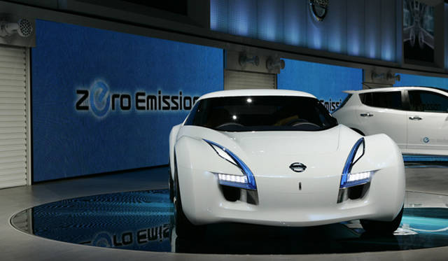 <strong>NISSAN ESFLOW｜日産 エスフロー</strong>