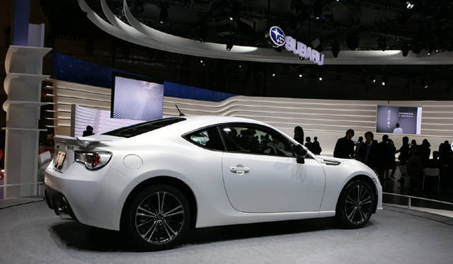 <strong>SUBARU BRZ｜スバル BRZ</strong>　